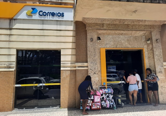 Correios-do-centro-ft-Ney-Silva-acorda-cidade