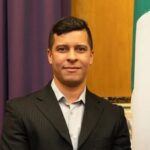 Eder-nascimento-dos-santos-feirense-que-ajudou-a-salvar-criancas-na-Irlanda-ft-arquivo-pessoal5