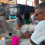 Passageiros-do-Terminal-Central-recebem-orientacoes-para-prevenir-o-HIV-foto-rafhael-marques