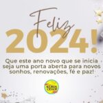 Post-para-Instagram-Feliz-2024-com-mensagem-Fotografico-Dourado-e-Branco