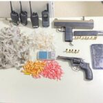 armas-radiocomunicadores-e-drogas-apreendidos