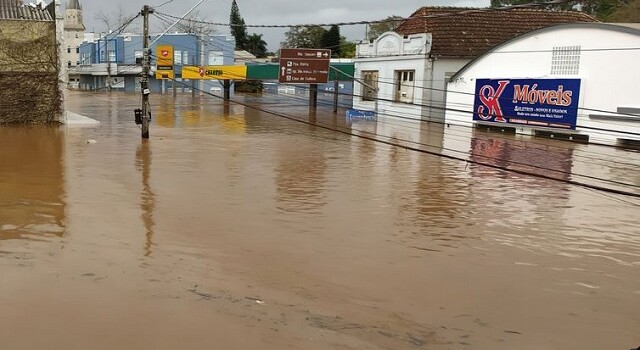 ciclone-passando-pela-regiao-sul-ft-arquivo-pessoal-ag-brasil-640x350-1