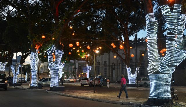 decoracao-natalina-feira-de-santana-em-2020-foto-Washington-Nery
