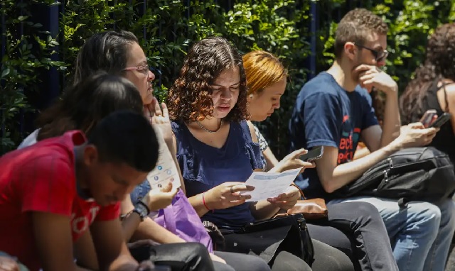 educacao-enem-jovens-foto-paulo-pinto-agencia-brasil