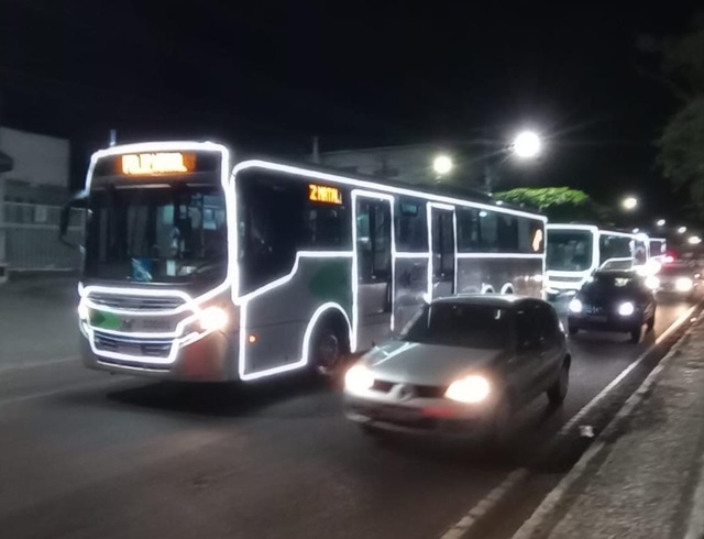 onibus-iluminados-Foto-Jorde-Magalhaes