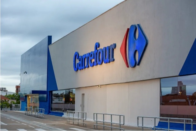 redecarrefour_andrefreites