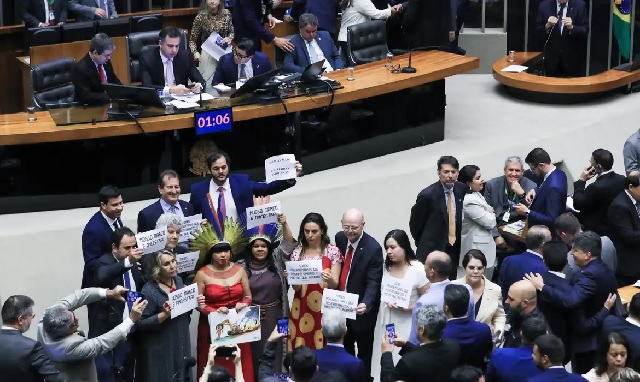 terras-indigenas-marco-temporal-camara-de-deputados-foto-lula-marques-agencia-brasil
