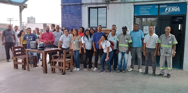 trabalhadores-fazem-manifestacao-em-frente-a-secretaria-de-saude-foto-reporter-paulo-jose-acorda-cidade
