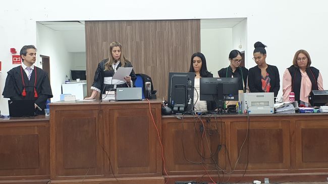 uiza-Dra-Marcia-Simoes-Costa-juri-do-caso-gabriela-jardim-foto-aldomatos-acorda-cidade
