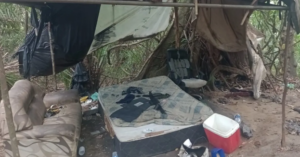 Acampamento-de-traficantes-300x157-1