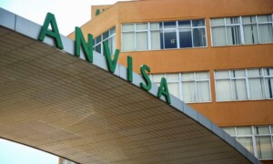 Anvisa-Marcelo-Camargo-Agencia-Brasil-300x180-1