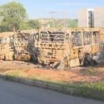 Cinco-onibus-escolares-sao-incendiados-em-Minas-Gerais-reproducao-tv-globo-300x156-1