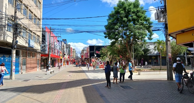 Comercio-de-feira-de-santana-av-senhor-dos-passos-loja-de-roupas-ft-ney-silva-acorda-cidade1