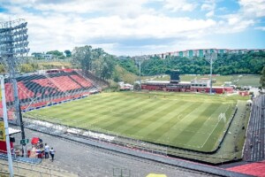 Estadio-Manoel-Barradas-EC-Vitoria-Foto-Felphs-Oliveira-EC-Vitoria-300x200-1