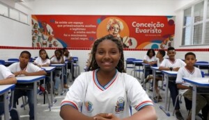 Foto-Pedro-Moraes-SEC-BA-estudante-escola-publica-colegio-estadual-matriculas-640-300x173-1