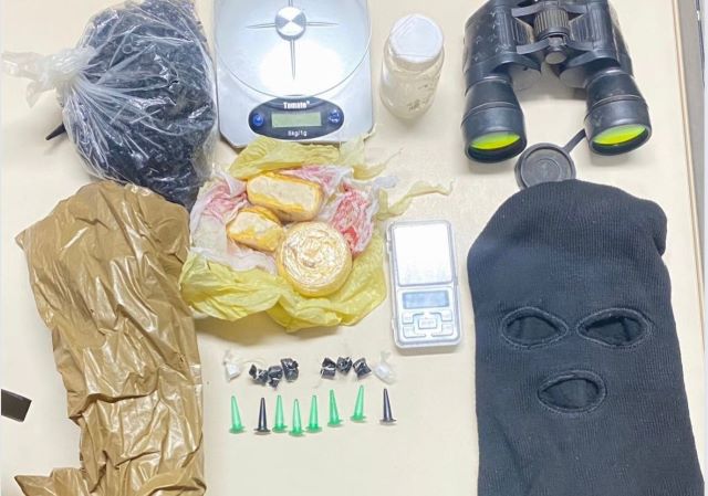 PM-apreende-drogas-durante-rondas-no-bairro-Pedra-do-Descanso