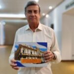 Prefeito-Colbert-Martins-Foto-Ed-Santos-Acorda-Cidade-300x187-1