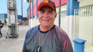 Professor-Jodilton-Souza-Foto-Reporter-Ed-Santos-Acorda-Cidade-300x169-1