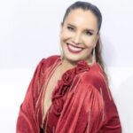 Sarajane-cantora-300x218-1