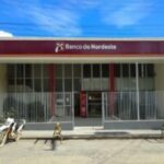 banco-do-nordeste-Fachada-da-agencia-Medeiros-Neto-no-extremo-sul-da-Bahia-foto-ascom-300x195-1