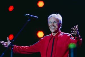 caetano-veloso-festival-de-verao-2024-salvador-300x200-1