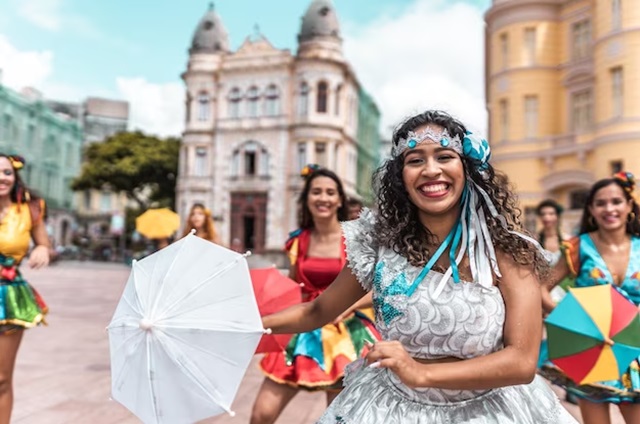 carnaval-recife-destino-moviafilmes-freepik