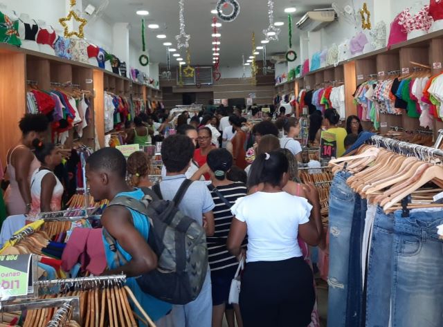 comercio-de-feira-fim-de-ano-foto-ney-silva-acorda-cidade-2023