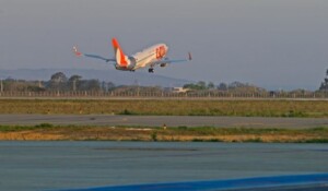 foto-ilustrativa-manu-dias-govba-gol-aeronave-aviacao-voo-aeroporto-aviao-300x175-1