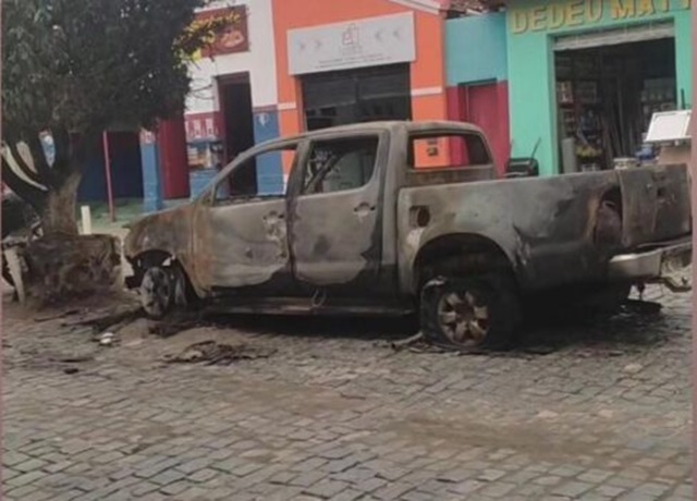 incendio-supostamente-criminoso-em-Nova-Canaa