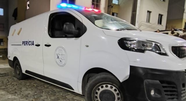 pericia-dpt-homicidio-no-residencial-jardim-das-oliveiras-conceicao-foto-ed-santos-acorda-cidade-departamento-de-policia-tecnica-640x350-1