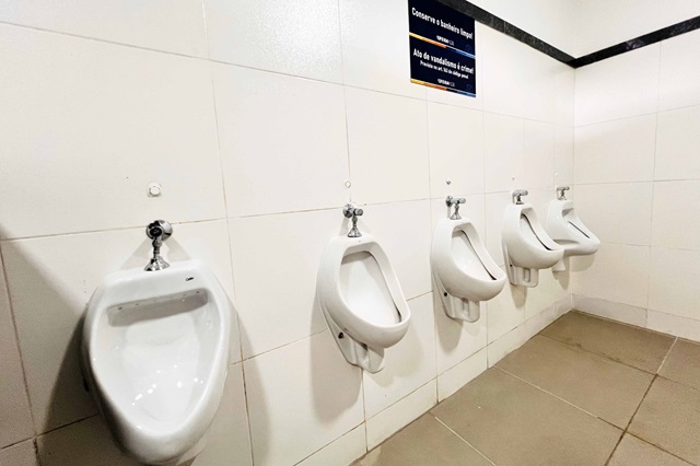 sanitarios_terminalcentral_andrewspedrabranca-2