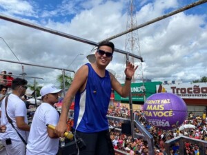thiagoaquino_brunaevangelho_tvsubae-300x225-1