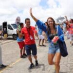 Cruzeiristas-no-Carnaval-900x600-turistas-foto-tatiana-azeviche-300x200-1