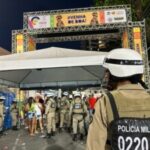 abordagens-nos-portais-do-carnaval-de-salvador-pm-300x225-1