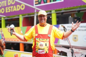 bloco-infantil-foto-frede-pontes-300x200-1