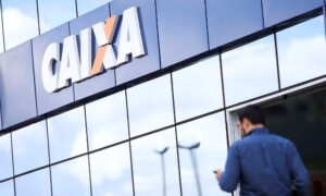 caixa_economica_federal-foto-marcelo-carmargo-abr-300x180-1