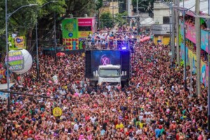 carnaval-de-salvador-foto-AlfredoFilho-secom-pms-300x200-1