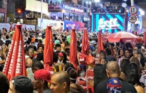 carnaval-de-salvador-foto-sergio-di-salles-acorda-cidade-2024-bell-marques-300x192-1
