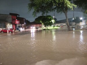 chuvasemfeiradesantana_neysilva_acordacidade-3-300x225-1