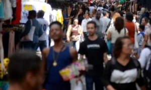 comercio-populacao-pessoas-multidao-foto-tomaz-silva-agencia-brasil-300x179-1