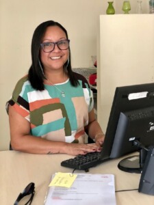 jornalista-manuela-matos-foto-arquivo-pessoal-225x300-1