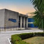 sede-da-embasa-bahia-foto-Alberto-Freitas-300x199-1