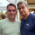 Carlos-Bolsonaro-e-Colbert-Martins-Bahia-Noticias-300x194-1