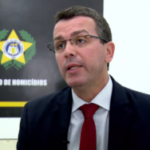 Delegado-Rivaldo-Barbosa-a-epoca-em-que-chefiava-a-Divisao-de-Homicidios-do-Rio-de-Janeiro.-E28094-Foto-Reproducao-TV-Globo-300x188-1