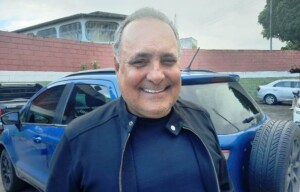 Diretor-do-Fluminense-Ze-Chico_-Foto-Ney-Silva-Acorda-Cidade-300x192-1