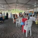Feira-Sabores-e-Saberes-marca-o-encerramento-do-Mes-da-mulher-na-Uefs-Foto-Ney-Silva-Acorda-Cidade-300x225-1