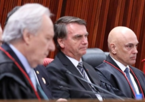 Foto-Antonio-Augusto-Secom-TSE-300x211-1