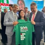 Foto-Eduardo-Aiache-1068x801-1-300x225-1