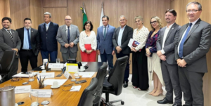 Foto-Julia-Prad-Ministerio-da-Saude-300x151-1