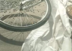 Homem-de-59-anos-morre-ao-passar-mal-e-cair-de-bicicleta-no-bairro-Muchila-Foto-Rdes-ociais-300x210-1